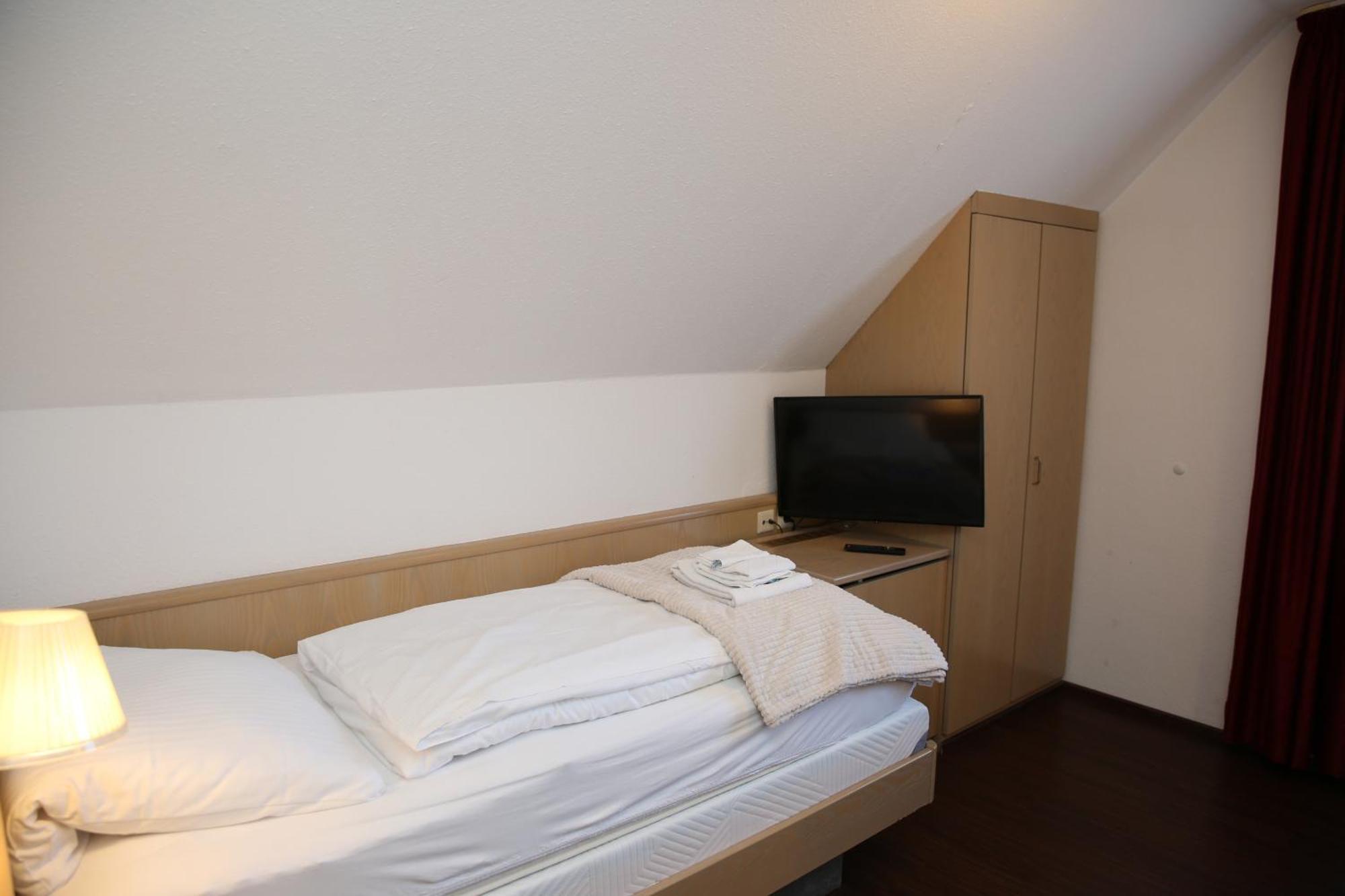 Hotel Garni Alte Post Schallbach Екстериор снимка